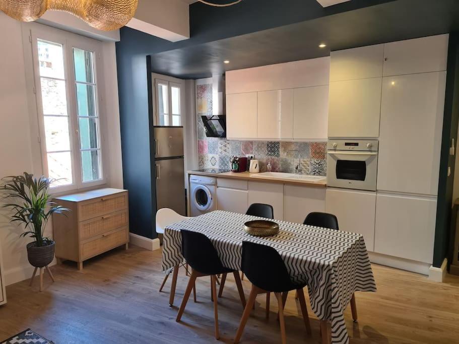 Appartement T2 Avec Clim Et Wifi, A 50 M De La Plage Collioure Luaran gambar